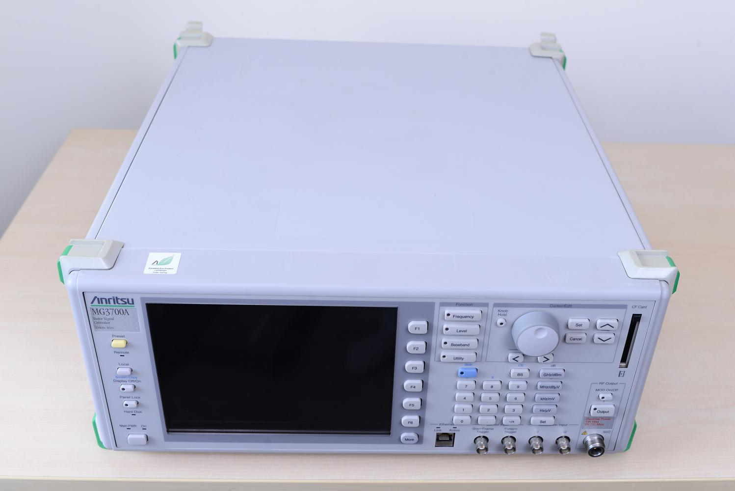 Генератор сигналов Anritsu MG3700A